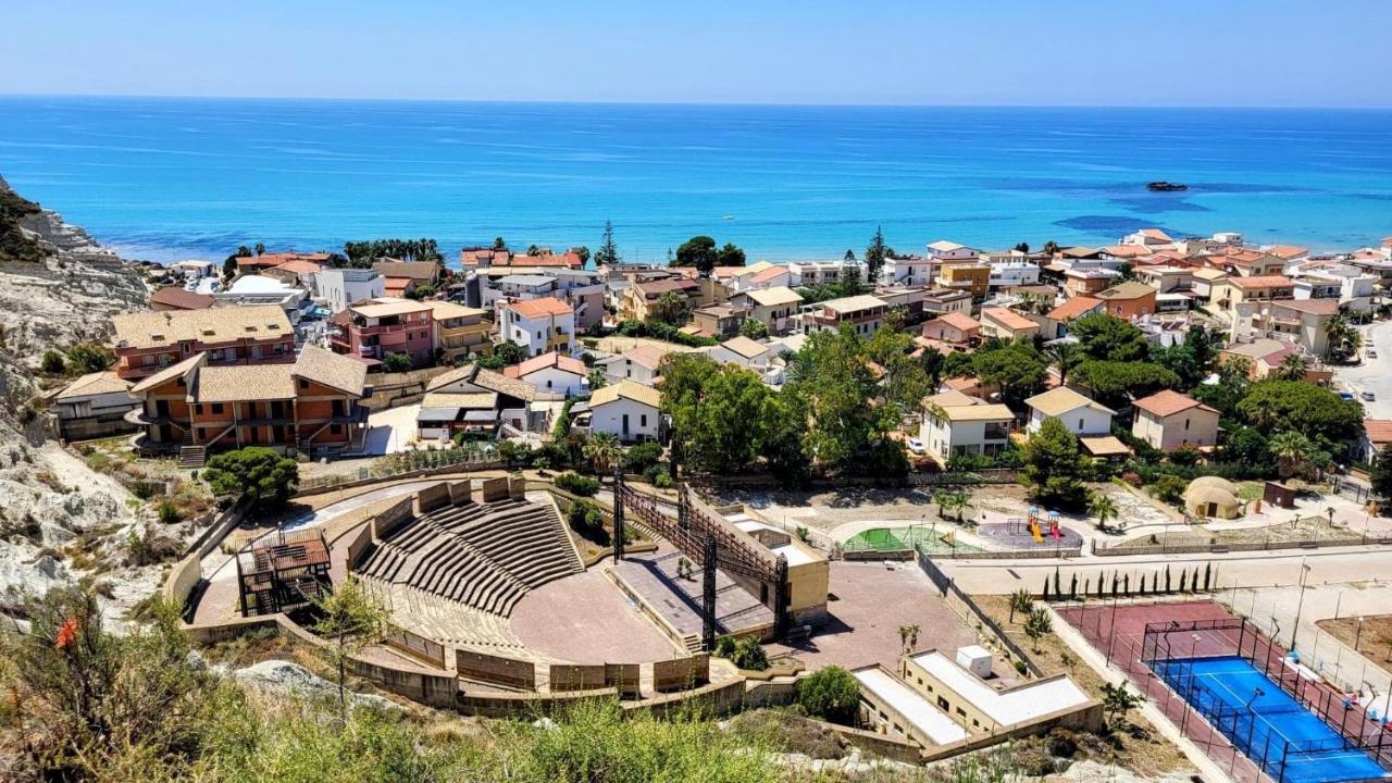Villa Andromeda Apartments Реальмонте Экстерьер фото